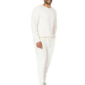 Survêtement technique en molleton épais pour homme avec logo personnalisé imprimé, idéal pour l'entraînement et la course à pied - Product Image 6