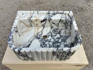 Lavabo de Baño de Lujo Moderno de Mármol Calacatta Viola, Diseño Irregular/Ovalado, con Desagüe, para Uso en Hoteles y Almacenes - Product Image 3