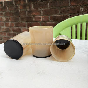 Copa de cuerno de vaca vikinga corta de la mejor calidad, hecha a mano, de cuerno natural, para cerveza y bebidas, a precio económico. - Product Image 6