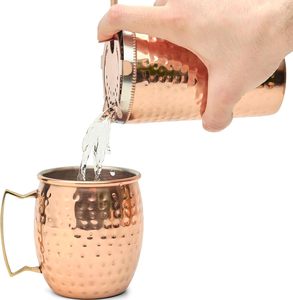 Juego de 2 tazas Moscow Mule de 18 oz - Soporte con ganchos de latón de 1.8 pulgadas, cuchara de barra, 1 vaso de chupito, 1 coctelera, 1 colador - Product Image 3
