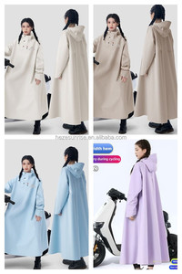 Poncho Impermeable Largo con Capucha y Cuello Alto, Unisex, para Adultos, Color Negro Beige Sólido, Corte Regular, para Todas las Estaciones, Ropa para Exteriores - Product Image 2