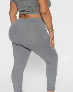 High Quality Slim Fit Casual Mid Waist Women Leggings Breathable Quick Dry OEM Service - Product Image 2