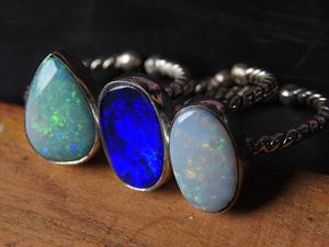 Bague en opale australienne réglable - Argent sterling 925 - Pierre de naissance d'octobre - Opales doubles - Bijoux faits à la main - Cadeau pour elle - Product Image 5