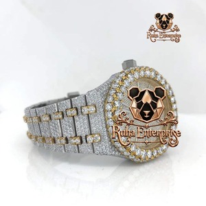 Montre-bracelet en moissanite fabriquée en Inde pour hommes, montre de luxe tendance avec boîtier en acier inoxydable, disponible à la vente - Product Image 6