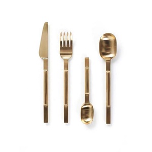 New Amazing Stainless Steel <b>Silver</b> Plated Metal Long Handle Fabulous Design Fruit Fork Spoon Server Set - Product Image 4