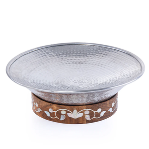 ฐานวางเค้กสแตนเลสทรงกลมพร้อมฐานไม้และลายฝังมุกแบบทำมือ - Product Image 1