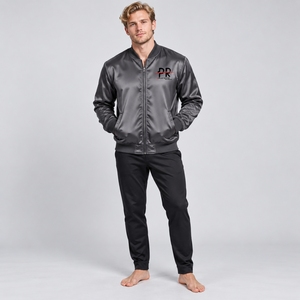 Veste en satin pour homme, fabriquée avec un tissu de qualité supérieure, détails élégants, coupe confortable, construction durable et finition raffinée. - Product Image 1
