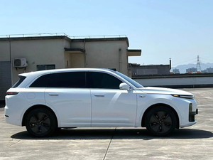 Li-Auto L7 2023, SUV Híbrido con Extensor de Rango, 4796 KM de Autonomía, 5 Plazas, 1.5T AWD, Venta al Por Mayor de Autos Usados de Proveedor Chino - Product Image 2