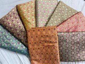 Tela de Seda Jacquard Brocada de Peso Medio a Pesado, 200g/m, para Vestidos de Novia, Lehenga, Blusa, Sherwani, Kurta, Diseños de Moda - Product Image 3