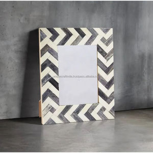 Marco de Fotos de Madera Hecho a Mano con Textura Rústica Gris, Moderno Expositor de Fotos de Sobremesa, Pieza Decorativa para el Hogar - Product Image 5