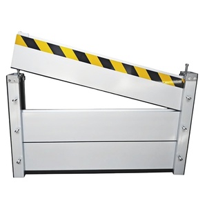 Barrière anti-inondation en aluminium pour porte de garage résidentielle, amovible, robuste, protection contre l'eau, pour extérieur - Product Image 1