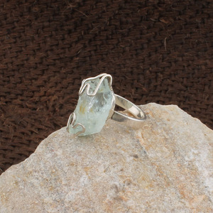 Bague artisanale en argent sterling 925 avec aquamarine naturelle, bijoux vintage faits à la main, cadeau de mariage pour femme, vente en gros - Product Image 5
