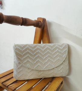 Pochette de soirée à motif floral, perles brillantes, doublure en coton, imperméable, sacs portables pour mariage et fêtes - Product Image 1