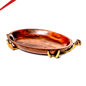 Plateau de service rectangulaire en bois artisanal de qualité supérieure avec poignées décoratives en forme de poisson doré, idéal pour les hôtels - Product Image 2