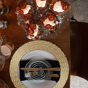 Plato de Presentación Color Oro Rosa Mate, Vajilla Decorativa de Lujo para Banquetes, Fiestas y Eventos - Product Image 4