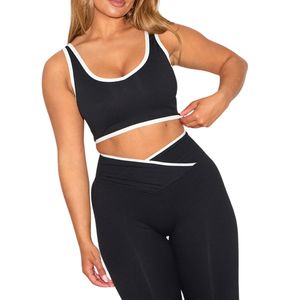 Conjunto de Yoga Casual para Mujer al por Mayor Personalizado: Top Oversize y Shorts de Cintura Elástica Sólida de Spandex/Nylon para Gimnasio y Fitness - Product Image 3