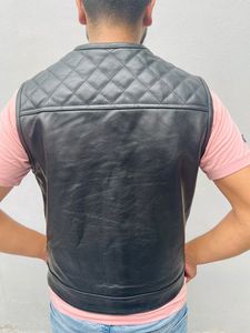 Chaleco de Cuero Genuino para Hombre, Estilo Moderno, Resistente al Viento, Transpirable, Cuello en V, Casual, Servicio OEM Personalizado, Cantidad al por Mayor - Product Image 4
