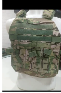 Gilet utilitaire vert olive avec plusieurs poches et bretelles réglables pour la randonnée, le camping, le travail en extérieur et les activités générales - Product Image 2