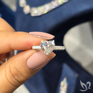 Bague en or massif 10K avec halo caché en diamant de laboratoire taille cœur 3 carats, certifiée IGI, pour anniversaire - Product Image 5