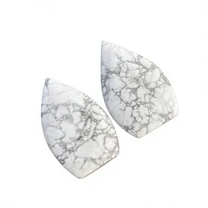 Cristal de Howlite Natural en Forma de Llama de 3 Pulgadas, Gema Blanca Pulida en Forma de Lágrima, Tallada a Mano, Decoración Feng Shui para el Hogar, Cristal para Meditación - Product Image 1