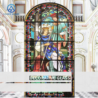 Buntglasfenster im Mittelalterlichen Stil Fensterkunst Farbige Glaspaneele