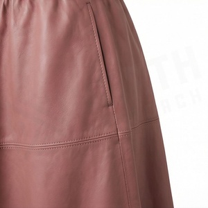 Jupe mi-longue en similicuir pour femme, taille élastique, couleur unie, style minimaliste, à porter en toutes saisons - Product Image 5