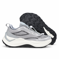 Chaussures de marche légères unisexes en gros pour l'extérieur, respirantes, en maille, amorties, antidérapantes, baskets d'entraînement à semelle en caoutchouc