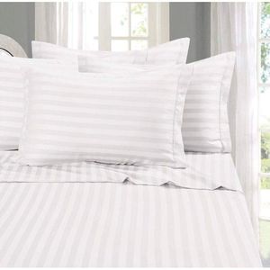 Almohada de Alta Calidad con Diseño de Estrellas de 20x30 Pulgadas, Relleno de Plumas y Fibra, Tela de Poliéster con Certificado Oeko-Tex, con Función de Calefacción y Refrigeración - Product Image 1