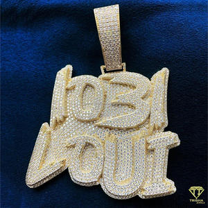 Colgante de Lujo con Placa de Identificación '1031 LOUI' con Cadena Hip Hop Iced Out y Joyería de Diamantes Moissanita - Product Image 6
