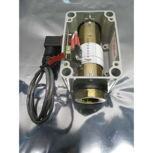 สวิตช์ควบคุมการไหล AMAT 1270-01429 รุ่น M4B6WD25-LPM Lake - อุปกรณ์และอะไหล่เซมิคอนดักเตอร์ระดับโลกที่เชื่อถือได้ - Product Image 2
