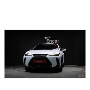 Lexus UX 2.0 F-Sport 2WD 2024 avec 15 989 km, conduite à gauche, sièges en cuir, caméra de recul - Product Image 3