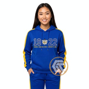 Chándal de invierno con capucha de algodón y forro polar bordado con diseño 2 en 1 personalizado de Sigma Gamma Rho, de alta calidad, transpirable, para hermandades griegas. - Product Image 4
