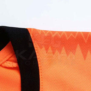 Uniforme de Fútbol Personalizado con Diseño Impreso, Transpirable, de Secado Rápido, de Poliéster, Manga Corta, para Entrenamiento y Partidos, para Hombre - Product Image 4