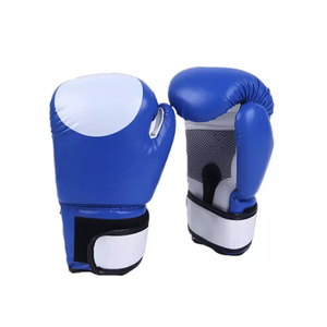 Gants de boxe d'entraînement professionnels en cuir de haute qualité, personnalisés en usine, avec fermeture auto-agrippante antidérapante et anti-humidité, pour adultes, en PU rouge - Product Image 3