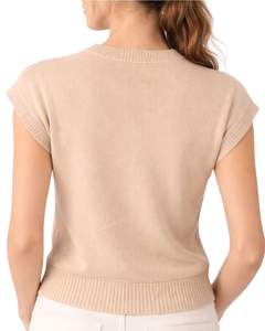 Pull sans manches en maille beige personnalisé pour femme – Gilet décontracté léger et doux à col rond pour l'été – Haut élégant et tendance - Product Image 6