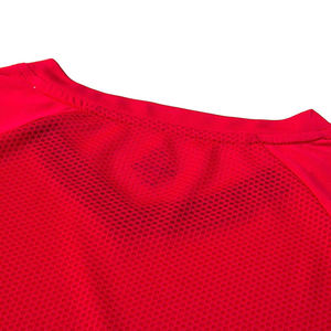 Uniforme de handball sur mesure, sublimé avec impression, respirant, séchage rapide, 100% polyester, facile à porter. - Product Image 3
