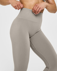 Hot Sale Solid <b>Seamless</b> <b>Legging</b> High Quality Women Soft Lightweight Gym Sets Fitness Yoga <b>Legging</b> Quick Dry Sports Set - Product Image 4