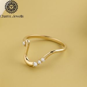 แหวนหมั้น Charm_Jewells เงินแท้ชุบทอง 22k ประดับเพชรโมอิสซาไนต์ทรงคุชชั่น ตัวเรือนแบบหนามเตย รับรองโดย IGI น้ำหนัก 3 กรัม สำหรับทั้งชายและหญิง - Product Image 2