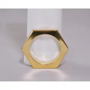 Ronds de serviette élégants en aluminium avec couleur/taille/forme personnalisables, durables et écologiques pour la décoration de table de mariage et de fête - Product Image 4