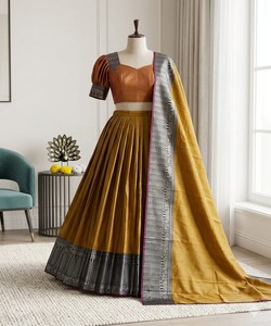 Lehenga Choli Dupatta de Seda Amarilla, Traje Tradicional Indio para Bodas, para Mujer, Largo hasta el Suelo, Corte Regular, 85244 ST 228- Bhagyalaxmi - Product Image 2