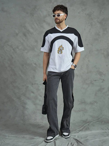 Camiseta de Manga Corta con Cuello en V para Hombre, Estilo Urbano, de Algodón Jersey Oversize, con Estampado de Llamas en la Parte Delantera, Transpirable - Product Image 1
