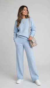 Ensemble de détente en tricot bleu clair pour femme, pull à col rond et pantalon large, survêtement décontracté - Product Image 6