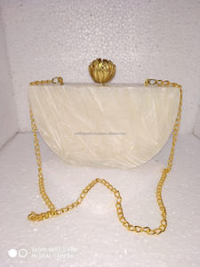 Boîte en résine faite à la main, pochettes pour femmes, parfaites pour les sacs de soirée, pochettes en gros en provenance d'Inde avec des poignées de dragon - Product Image 6