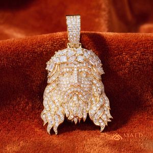 Collar con Colgante de Cabeza de León en Moissanita Chapado en Oro de 18K, Joyería de Moda para Hombres y Mujeres, Colgante Fino Estilo Moderno, Elegante y de Primera Calidad - Product Image 3