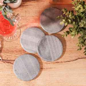 Ensemble de sous-verres élégants en marbre artisanal, sous-verres en pierre naturelle, accent de décoration élégant pour la maison - Product Image 1