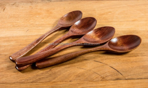 Juego de cuchara y tenedor de madera duradero personalizado 20205 para servir y cocinar cubiertos de boda disponibles en varios diseños - Product Image 2