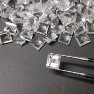 Topacio Blanco Natural de 7MM, Corte Cuadrado Escalonado, Gemas Sueltas de la Mejor Calidad para Joyería - Product Image 1