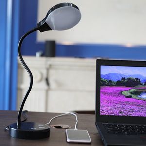 Lampada da Scrivania Moderna Dimmerabile con Sensore Touch, Corpo in Alluminio e Paralume Bianco o Nero - Product Image 4