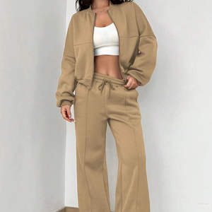 Conjunto Deportivo de Dos Piezas para Mujer, Color Beige, con Cremallera, Capucha, Forro Polar Ecológico, Chaqueta Informal y Pantalones Jogger con Cordón, Suave para Usar - Product Image 1