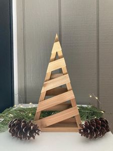 Árbol de Navidad de Madera Hecho a Mano, Forma de Pino, Tamaño Mediano, Base para Colocar, Sin Luces, Decoración Artesanal Moderna para Interiores - Product Image 5
